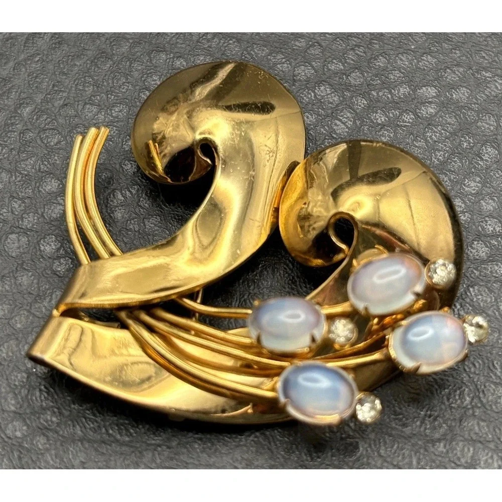 Vintage Coro Pegasus Faux Opal Glass Rhinestone Floral Brooch Modernist